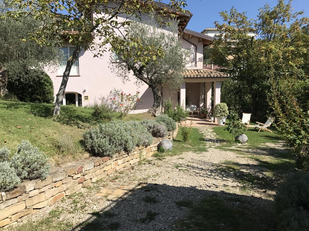 Farindola Altrocanto المظهر الخارجي الصورة